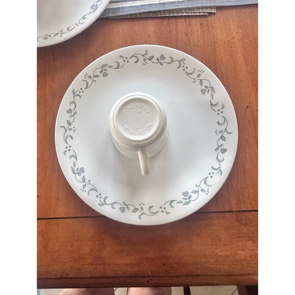 Corelle Dinner Plates and Mugs - Picture 6 of 15